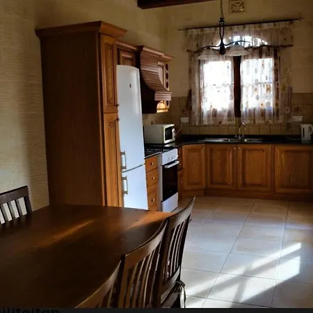 Id-dar Tan-nanna Habitación en casa particular